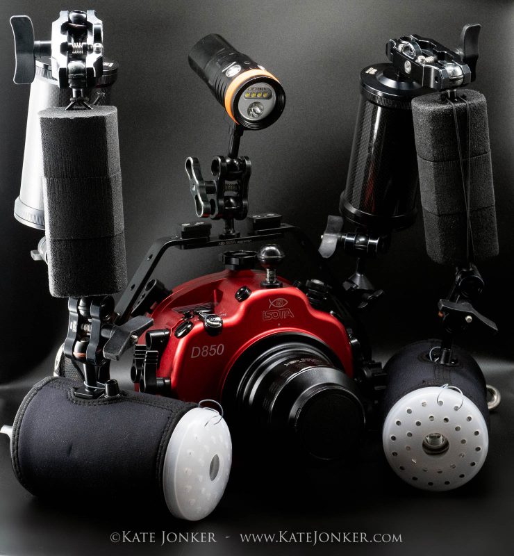 Underwater macro photography equipment