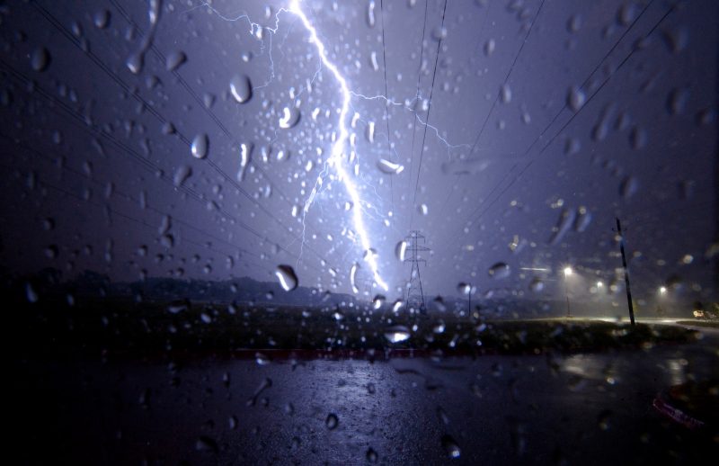 How to photograph lightning