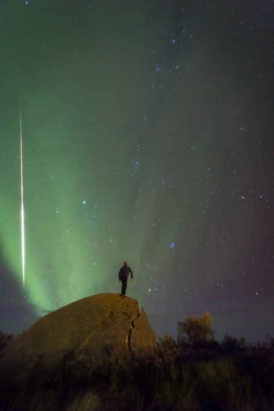 how to photograph meteor showers